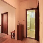 Tranquil Urban Escape شقة
