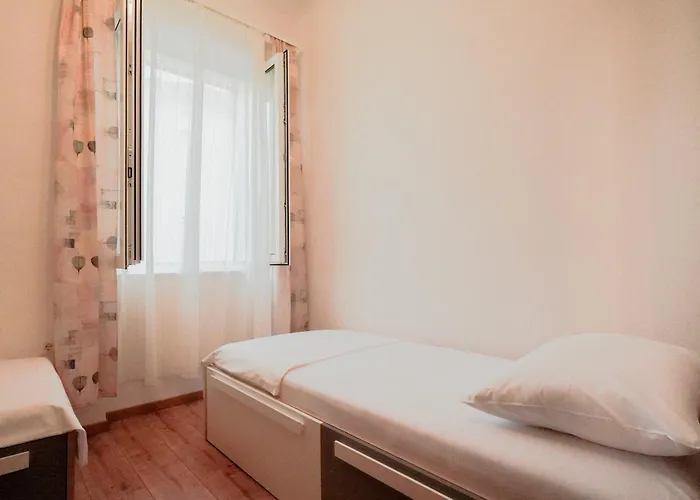 Tranquil Urban Escape Daire Split